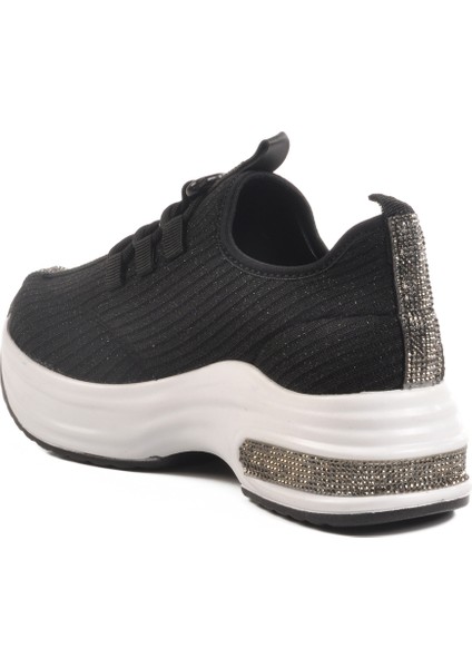 Siyah Beyaz Anorak Kadın Sneaker 702322 Z fırsatları