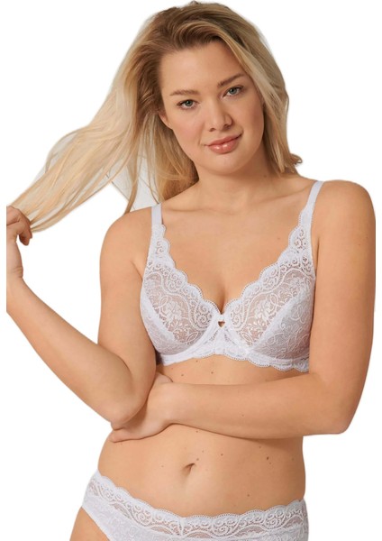 Amourette 300 W x Dantelli Toparlayıcı 2 Beden Küçülten Sütyen fiyatları