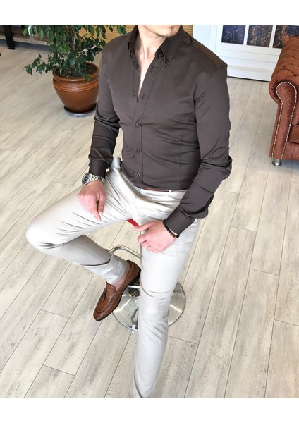 İtalyan Stil Slim Fit Dik Yaka Saten Erkek Gömlek Kahverengi T4753