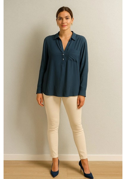Kadın Lacivert Cepli Gömlek