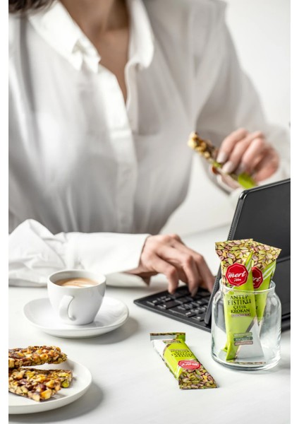 Şeker İlavesiz Antep Fıstıklı Çıtır Krokan Bar (6'lı Paket) fırsatları
