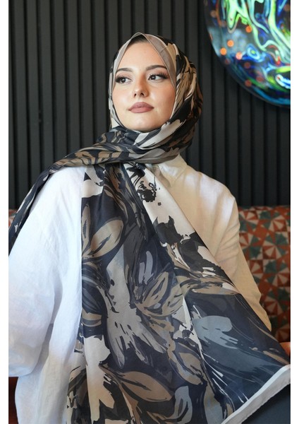 Zambak Çiçek Desen Siyah Soft Pamuk Şal