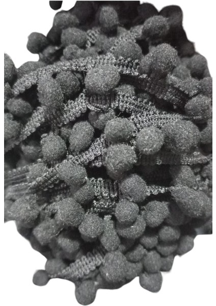 Sıralı Ponpon 1 Metre Siyah