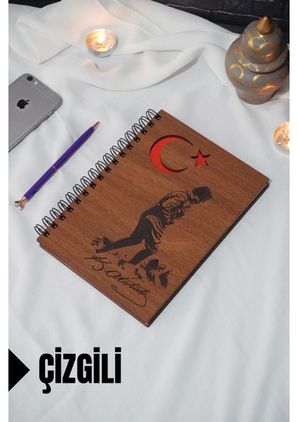Kemal Atatürk Temalı Ahşap Kapaklı Defter - Çizgili Defter - Ajanda - Okul Defteri (A5 - 120 Sayfa)