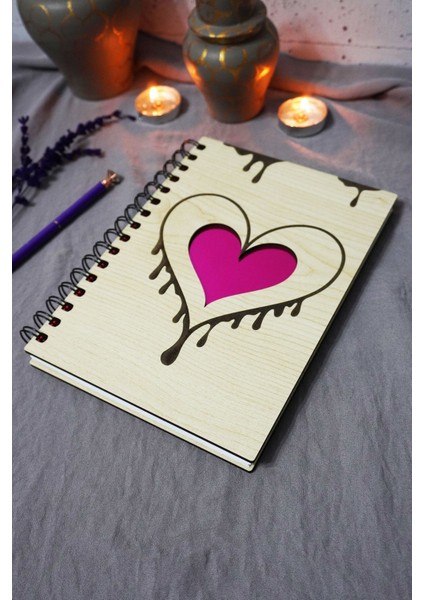 Kalp Desenli Ahşap Kapaklı Defter - Çizgisiz Defter - Günlük - Ajanda-Hediyelik-A5 Anı Defteri