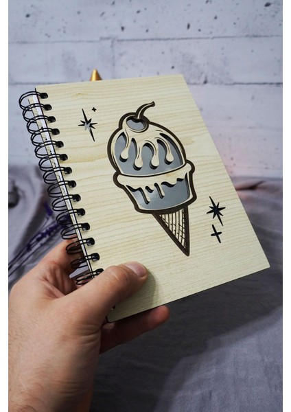 Dondurma Desenli Ahşap Kapaklı Defter - Kareli Defter - Ajanda - Okul Defteri (A5 - 120 Sayfa) modelleri