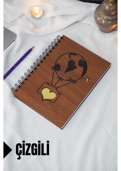 Uçan Balon Temalı Ahşap Kapaklı Defter - Çizgili Defter - Ajanda - Okul Defteri (A5 - 120 Sayfa)