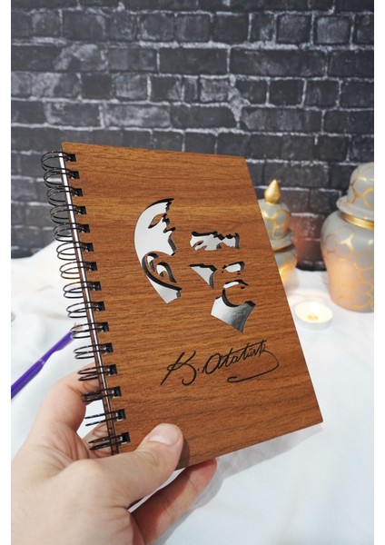 Atatürk Temalı Ahşap Kapaklı Defter - Kareli Defter - Ajanda - Okul Defteri (A5 - 120 Sayfa) modelleri