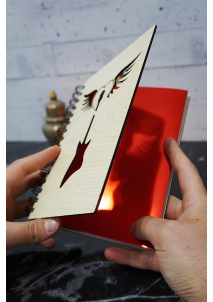 Gitar Kanat Temalı Ahşap Kapaklı Defter - Çizgisiz Defter - Günlük - Ajanda- A5 Anı Defteri fiyatları