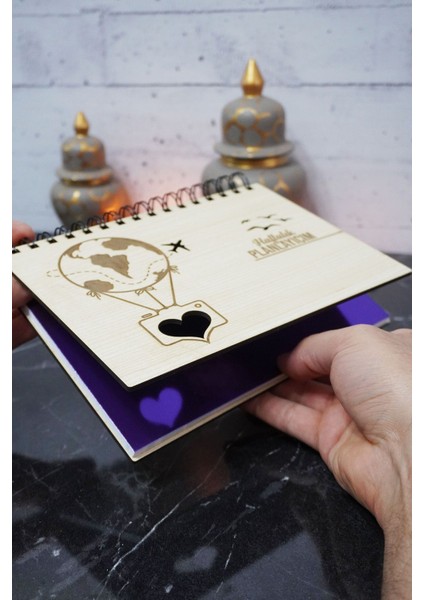 Uçan Balon Ahşap Plan Defteri - Haftalık Planlayıcı - Tarihsiz Ajanda (Süresiz Planlayıcı) A5 fiyatları