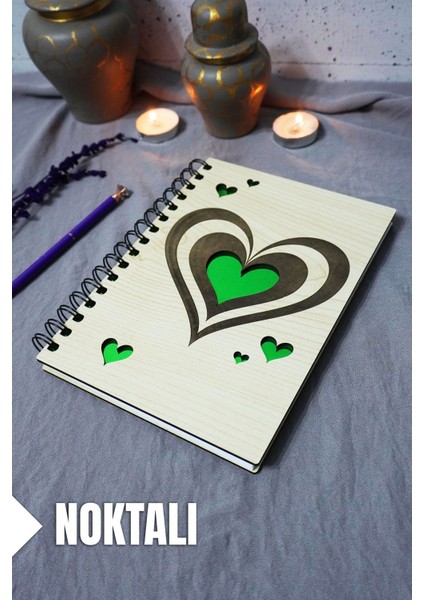 Kalp Desenli Ahşap Kapaklı Defter - Noktalı Defter - Ajanda - Okul Defteri (A5 - 120 Sayfa)