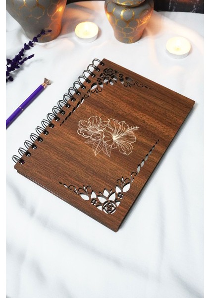 Çiçek Ahşap Kapaklı Defter - Çizgisiz Defter - 60 Yaprak (120 Sayfa) - A5 15X21 cm