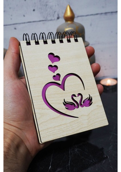 Kuğu Aşk Temalı Ahşap Kapaklı Not Defteri - Mini Defter - Cep Defteri - Benim Listem