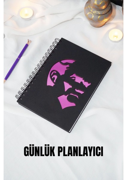 Mustafa Kemal Atatürk Siyah Ahşap Kapak Günlük Planlayıcı - Planlayıcı Defter Ajanda - A5
