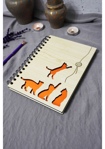 Kedi Desenli Ahşap Kapaklı Defter - Çizgisiz Defter - Günlük - Ajanda-Hediyelik-A5 Anı Defteri