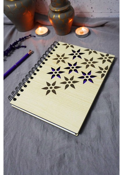 Çiçek Desenli Ahşap Kapaklı Defter - Çizgisiz Defter - Günlük - Ajanda-Hediyelik-A5 Anı Defteri