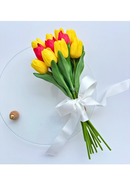 13'lü Sarı Kırmızı Lale Buketi, Dekoratif Yapay Çiçek Aranjmanı, Galatasaray Temalı, Kedi Biblo Hediyeli