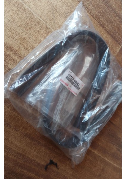 68143-90A01 Toyota Land Cruiser Ön Kapı Pencere Camı Hava Yalıtım Şeridi 2x 1986-1990 - 6814390A01 1985-1990 6x Serisi Toyota Land Cruiser'lar Için