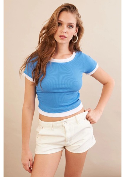 Kadın Mavi Büzgülü Beyaz Garnili Bluz MX9465 fiyatları