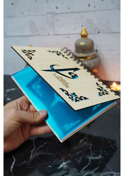 Elif Vav Yazılı Ahşap Tarihsiz Plan Defteri - Süresiz Ajanda - Haftalık Planlayıcı (A5) fiyatları