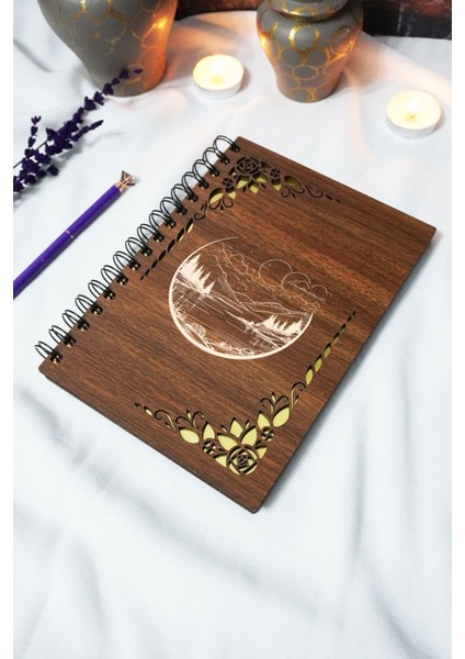 Manzara Ahşap Kapaklı Spiralli Okul Defteri - Çizgisiz Defter - 60 Yaprak (120 Sayfa) - A5 15X21 cm