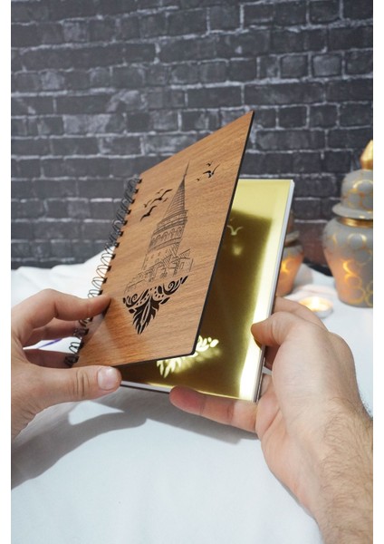 Galata Kulesi Temalı Ahşap Kapaklı Defter - Kareli Defter - Ajanda - Okul Defteri (A5 - 120 Sayfa) fiyatları