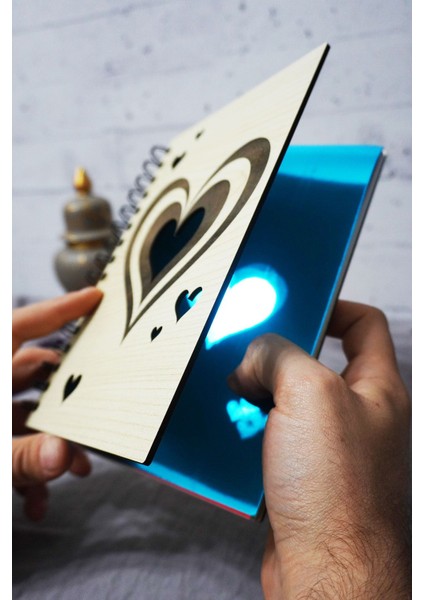 Kalp Desenli Ahşap Kapaklı Defter - Noktalı Defter - Ajanda - Okul Defteri (A5 - 120 Sayfa) fiyatları