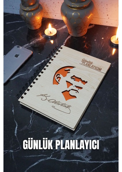 Mustafa Kemal Atatürk Ahşap Plan Defteri - Tarihsiz Ajanda - Günlük Planlayıcı (Planlama Defteri) A5