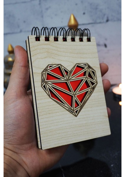 Kalp Temalı Ahşap Kapaklı Not Defteri - Mini Defter - Cep Defteri - Benim Listem