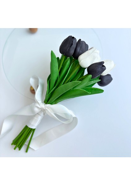 13'lü Siyah Beyaz Yapay Lale Buketi, Dekoratif Masa-Hediye Aranjmanı, Beşiktaş Temalı, Kedi Biblo Hediyeli