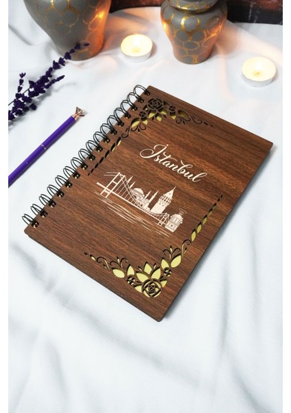 Istanbul Ahşap Kapaklı Spiralli Okul Defteri - Çizgisiz Defter - 60 Yaprak (120 Sayfa) - A5 15X21 cm
