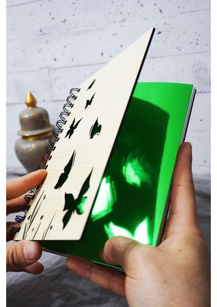 Kelebek Desenli Ahşap Kapaklı Defter - Noktalı Defter - Ajanda - Okul Defteri (A5 - 120 Sayfa) fiyatları