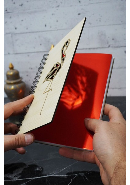 Flamingo Temalı Ahşap Kapaklı Defter - Noktalı Defter - Ajanda - Okul Defteri (A5 - 120 Sayfa) fiyatları