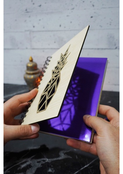 Ananas Temalı Ahşap Kapaklı Defter - Noktalı Defter - Ajanda - Okul Defteri (A5 - 120 Sayfa) fiyatları