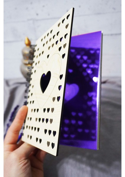 Kalp Desenli Ahşap Kapaklı Defter - Noktalı Defter - Ajanda - Okul Defteri (A5 - 120 Sayfa) fiyatları