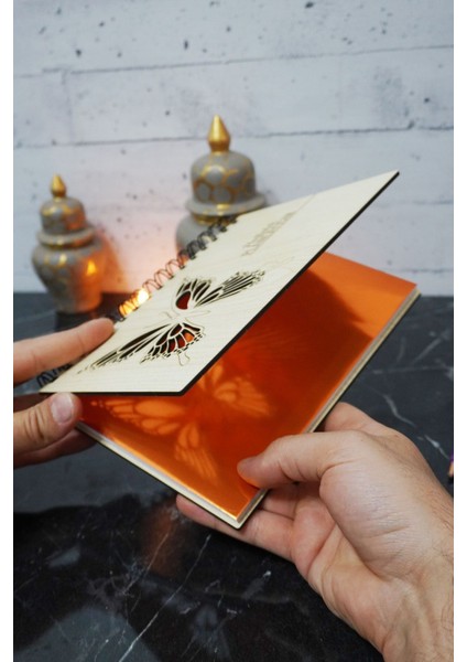 Kelebek Ahşap Plan Defteri - Süresiz Ajanda - Haftalık Planlayıcı - A5 - Tarihsiz Planlama Defteri fiyatları