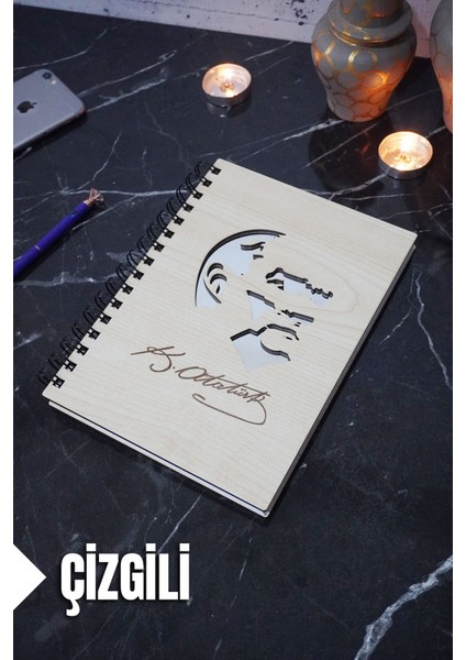 Kemal Atatürk Temalı Ahşap Kapaklı Defter - Çizgili Defter - Ajanda - Okul Defteri (A5 - 120 Sayfa)
