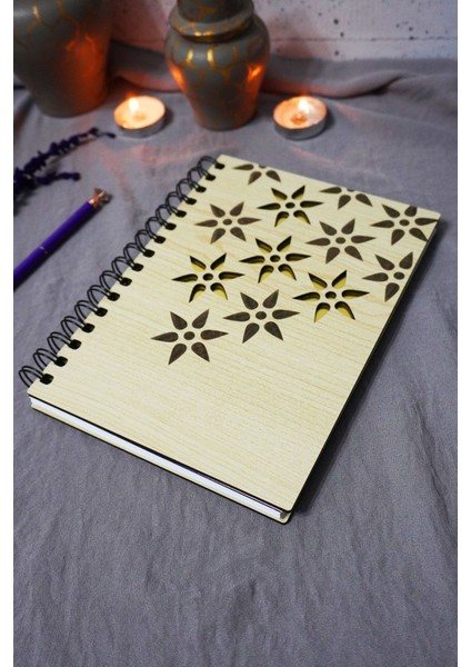 Çiçek Desenli Ahşap Kapaklı Defter - Çizgisiz Defter - Günlük - Ajanda-Hediyelik-A5 Anı Defteri