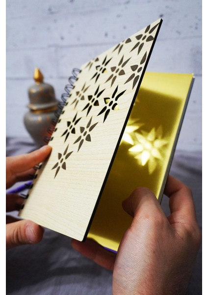 Çiçek Desenli Ahşap Kapaklı Defter - Çizgisiz Defter - Günlük - Ajanda-Hediyelik-A5 Anı Defteri fiyatları