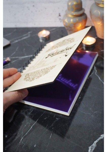 Istanbul Temalı Ahşap Kapaklı Defter - Çizgili Defter - Ajanda - Okul Defteri (A5 - 120 Sayfa) fiyatları