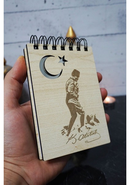 Kemal Atatürk Temalı Ahşap Kapaklı Not Defteri - Mini Defter - Cep Defteri - Benim Listem