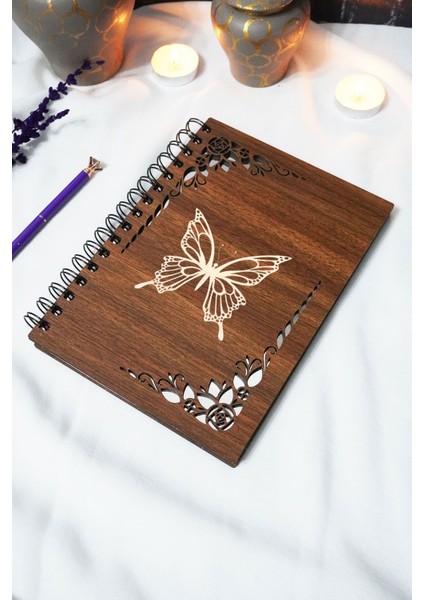 Kelebek Ahşap Kapaklı Defter - Kareli Defter - 60 Yaprak (120 Sayfa) - A5 15X21 cm