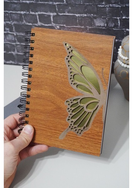 Kelebek Temalı Ahşap Kapaklı Defter - Kareli Defter - Ajanda - Okul Defteri (A5 - 120 Sayfa) modelleri