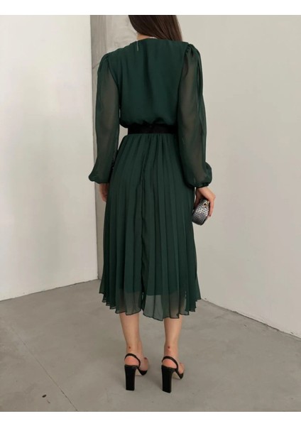 Kadın Şifon Kumaş Astalı Kloş Kesim Kruvaze Yaka Midi Boy Elbise fırsatları