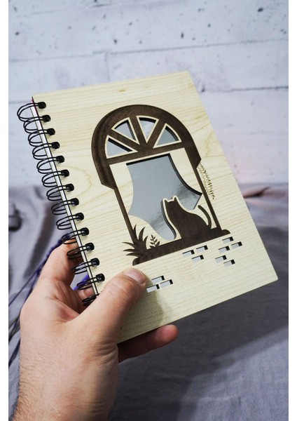 Kedi Desenli Ahşap Kapaklı Defter - Çizgili Defter - Ajanda - Okul Defteri (A5 - 120 Sayfa) fiyatları