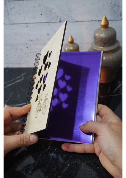 Bisiklet Balon Temalı Ahşap Kapaklı Defter - Çizgili Defter - Ajanda - Okul Defteri (A5 - 120 Sayfa) fiyatları