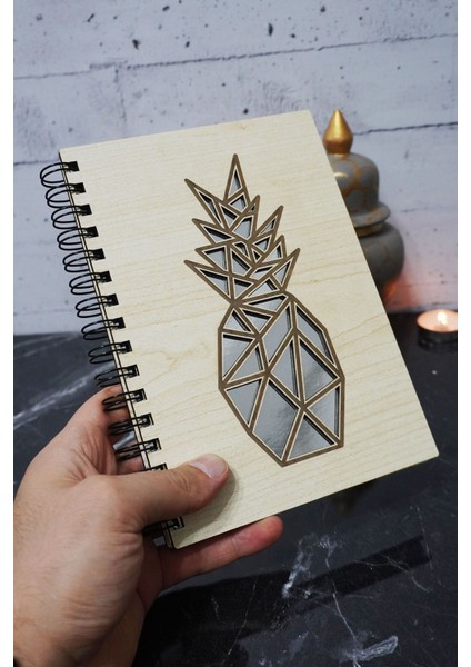 Ananas Desenli Ahşap Kapaklı Defter - Çizgisiz Defter - Günlük - Ajanda- A5 Anı Defteri