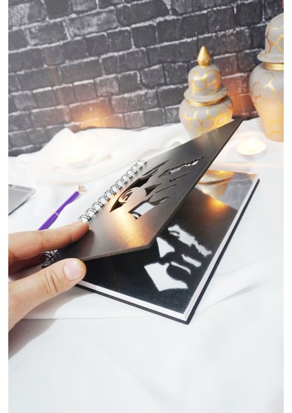 Mustafa Kemal Atatürk Siyah Ahşap Kapak Günlük Planlayıcı - Süresiz Ajanda - A5 modelleri