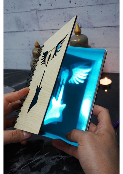 Gitar Kanat Temalı Ahşap Kapaklı Defter - Çizgisiz Defter - Günlük - Ajanda- A5 Anı Defteri fiyatları