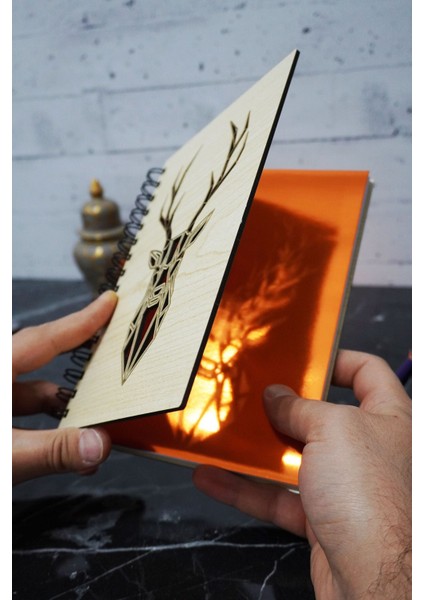 Geyik Temalı Ahşap Kapaklı Defter - Noktalı Defter - Ajanda - Okul Defteri (A5 - 120 Sayfa) fiyatları